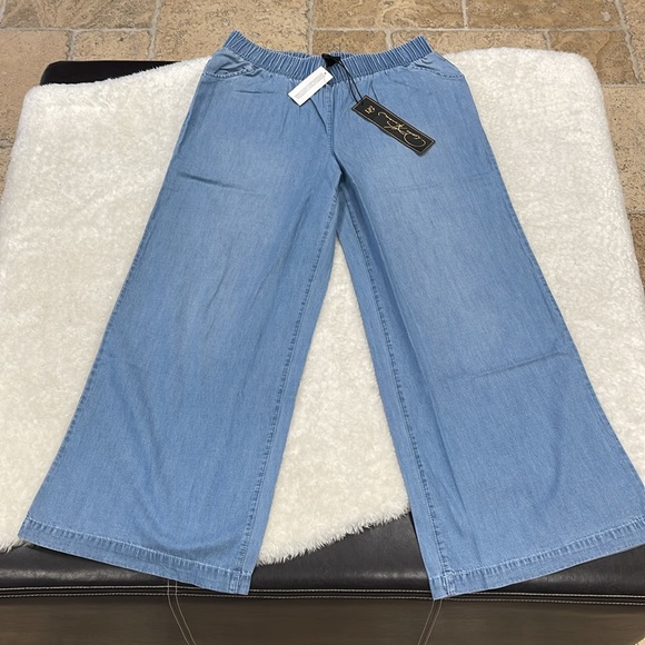 DG2 Diane Gilman SoftCell Denim Wide-Leg Pant - Picture 4 of 8